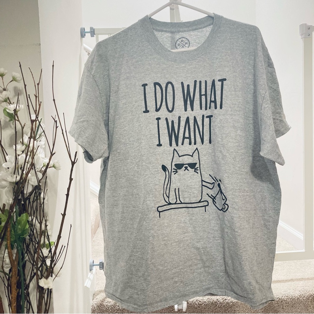 DOM Men’s Funny T-Shirt Size XL